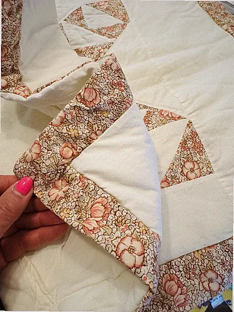 2 ~ Vtg 90s Pillow Shams White Peachy Pink Country Patchwork Grannycore Cottage