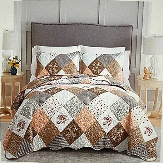 Floral Plaid Patchwork Quilt Set Size, Reversible California King Brown
