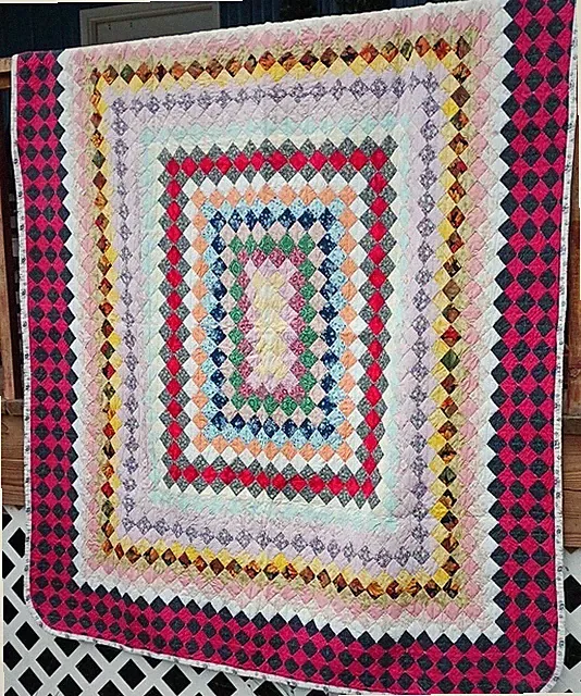Handquilted Patchwork Quilt Colorful 64x76 Lap Throw Twin Size
