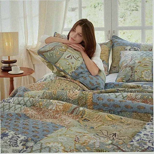 Reversible Patchwork King Comforter