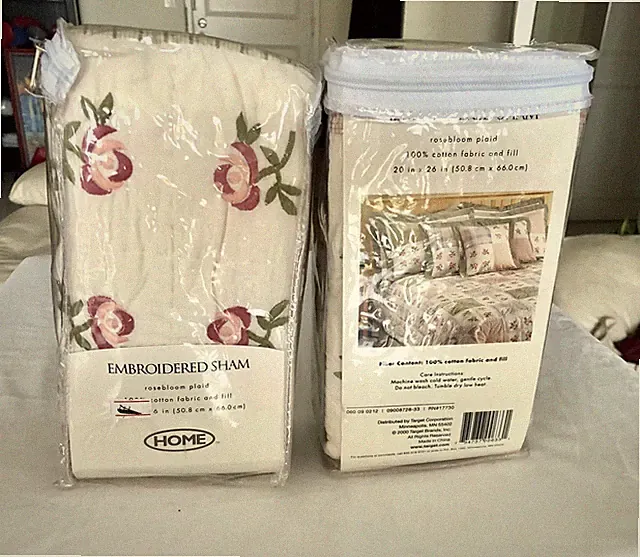 Vintage Rosebloom Quilted Cotton Patchwork Ivory Floral Pillow Sham 2 pcs NWT